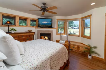 26275 SW Metolius Meadows Drive, Camp Sherman, OR 97730 - Photo 19