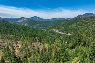 1132 Bridge Ln, Wolf Creek, OR 97497 - Photo 29