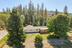2072 E Evans Creek Rd, Rogue River, OR 97537 - Photo 25