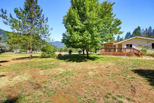 2072 E Evans Creek Rd, Rogue River, OR 97537 - Photo 31