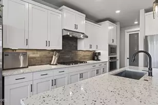 2258 NW Brickyard St, Bend, OR 97703 - Photo 11