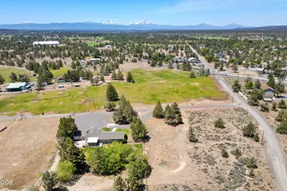 6492 SW 51st, Redmond, OR 97756 - Photo 3