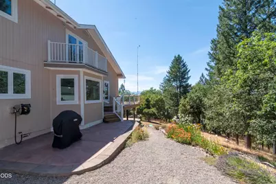 712 Colleen Court, Grants Pass, OR 97527 - Photo 45