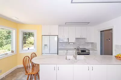 712 Colleen Court, Grants Pass, OR 97527 - Photo 17