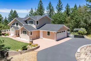 712 Colleen Ct, Grants Pass, OR 97527 - Photo 59