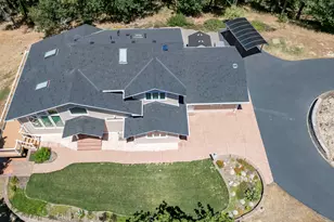 712 Colleen Ct, Grants Pass, OR 97527 - Photo 63