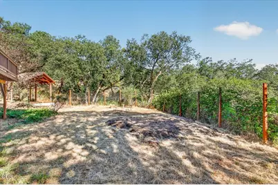 5015 Dark Hollow Road, Medford, OR 97501 - Photo 23
