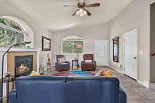 198 Rivers Edge Dr, Gold Hill, OR 97525 - Photo 5
