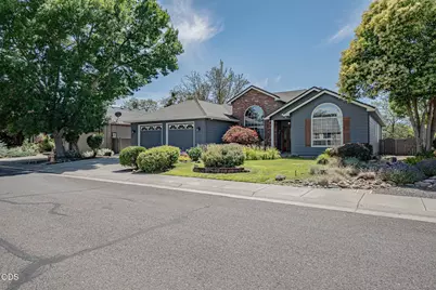 499 Ridgeway Avenue, Central Point, OR 97502 - Photo 27
