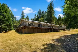 287 Surrey Dr, Grants Pass, OR 97526 - Photo 5