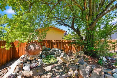 2541 NW 15th Street, Redmond, OR 97756 - Photo 31