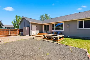2541 NW 15th St, Redmond, OR 97756 - Photo 27