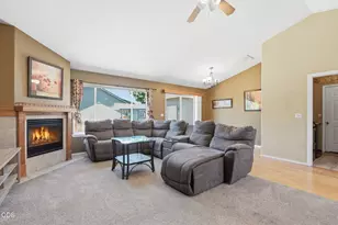 2541 NW 15th St, Redmond, OR 97756 - Photo 9