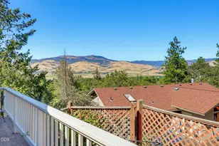 1536 Pinecrest Terrace, Ashland, OR 97520 - Photo 51