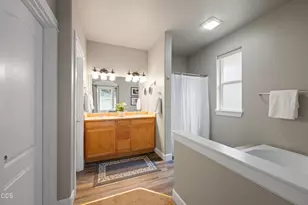 20705 Snow Peaks Dr, Bend, OR 97701 - Photo 23