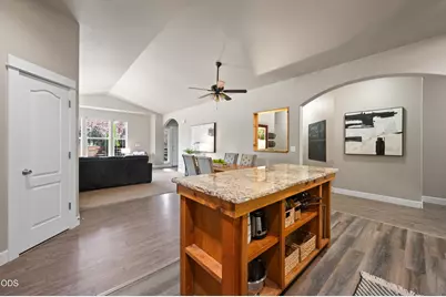 20705 Snow Peaks Drive, Bend, OR 97701 - Photo 15