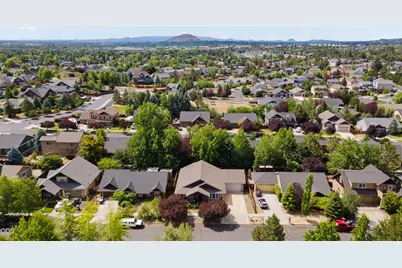 20705 Snow Peaks Drive, Bend, OR 97701 - Photo 39