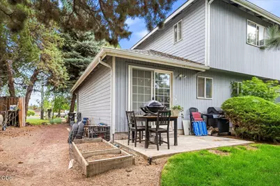 1559 SW Rimrock Way, Redmond, OR 97756 - Photo 19