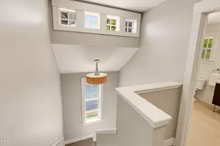 225 N Oregon St, Jacksonville, OR 97530 - Photo 33