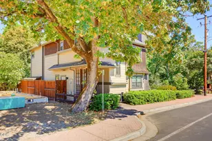 225 N Oregon St, Jacksonville, OR 97530 - Photo 69