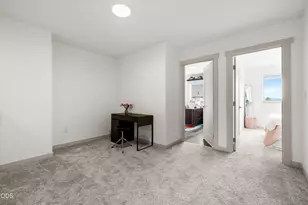 538 NW 28th, Redmond, OR 97756 - Photo 11