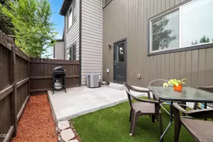 538 NW 28th, Redmond, OR 97756 - Photo 23