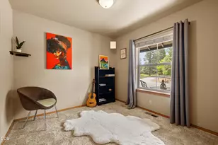 20358 Chase, Bend, OR 97702 - Photo 15