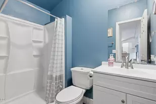 194 SE Garner St, Prineville, OR 97754 - Photo 15