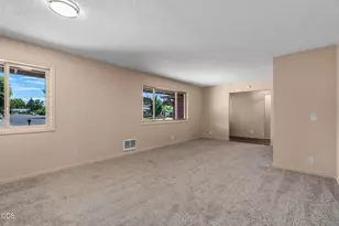 285 SW Claypool St, Prineville, OR 97754 - Photo 11