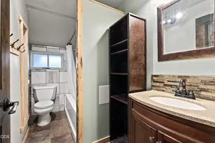615 NW Ogden Ave, Bend, OR 97703 - Photo 29