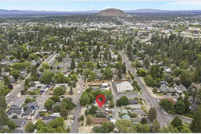 615 NW Ogden Avenue, Bend, OR 97703 - Photo 31