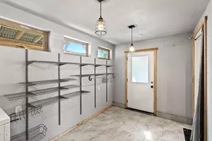 615 NW Ogden Ave, Bend, OR 97703 - Photo 23