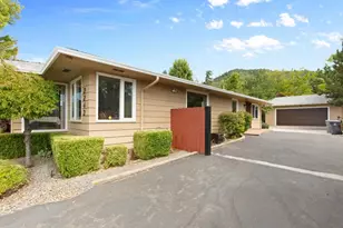 2243 Scoville Rd, Grants Pass, OR 97526 - Photo 11