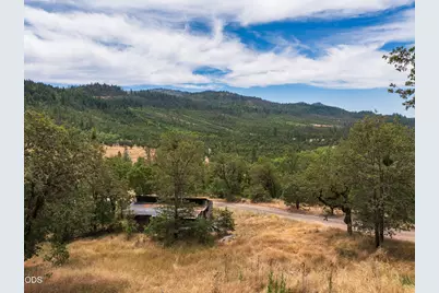11598 Butte Falls Highway, Eagle Point, OR 97524 - Photo 15