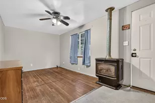 625 W Jackson St, Medford, OR 97501 - Photo 13