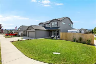 3253 Corden St, Medford, OR 97504 - Photo 3