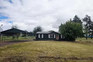 34687 Kerry Dr, Chiloquin, OR 97624 - Photo 1