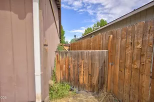 339 SW 29th St, Redmond, OR 97756 - Photo 25