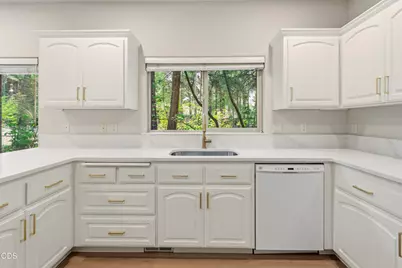 20387 Christmas Ridge, Bend, OR 97702 - Photo 17