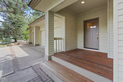 20387 Christmas Ridge, Bend, OR 97702 - Photo 5