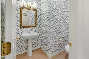20387 Christmas Ridge, Bend, OR 97702 - Photo 27