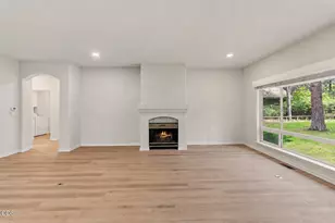 20387 Christmas Ridge, Bend, OR 97702 - Photo 13