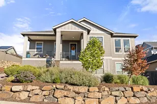 523 W La Strada Circle, Medford, OR 97504 - Photo 3
