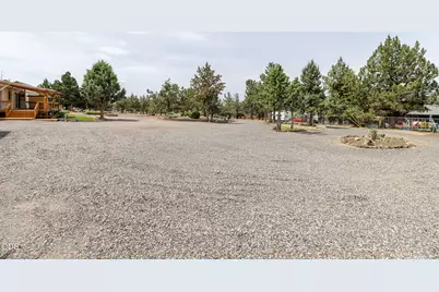 8664 SW Sisters View Place, Terrebonne, OR 97760 - Photo 13