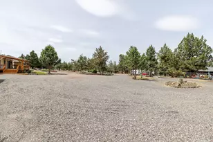 8664 SW Sisters View Pl, Terrebonne, OR 97760 - Photo 13