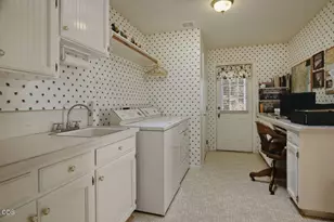 20825 Chloe Ln, Bend, OR 97702 - Photo 15