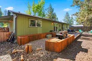 823 SE Polaris Ct, Bend, OR 97702 - Photo 25