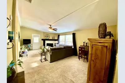 64100 N N Highway 97 #18, Bend, OR 97701 - Photo 27