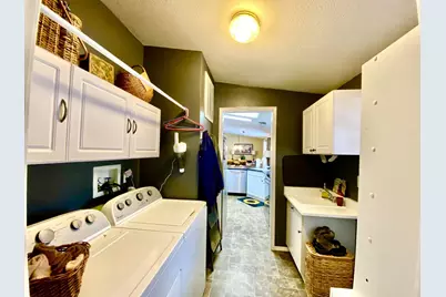 64100 N N Highway 97 #18, Bend, OR 97701 - Photo 9