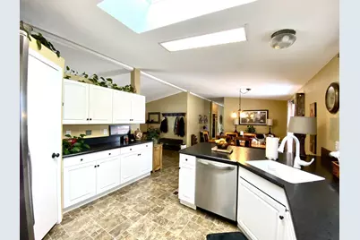 64100 N N Highway 97 #18, Bend, OR 97701 - Photo 5
